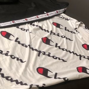 Champion 2pcs Outfit